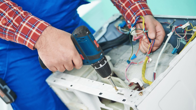 Çankaya Altus Altus çamaşır makinesi kart tamiri – Su almama arızası orijinal parça ile giderildi. - Teknik servis örneği